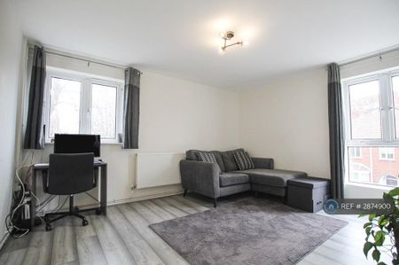 1 bedroom flat to rent - Photo 4