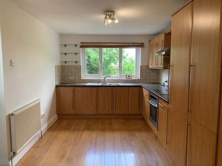 2 bedroom terraced house to rent - Photo 4