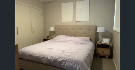 Modern two bedroom duplex - Photo 3