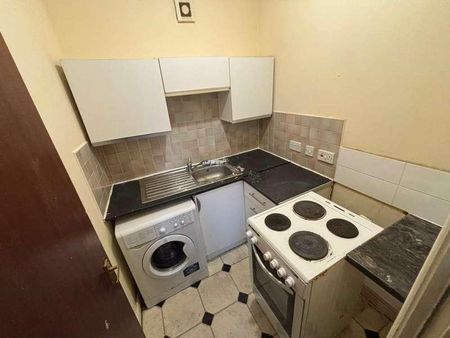 Cliff Grove, Heaton Moor, SK4 - Photo 5