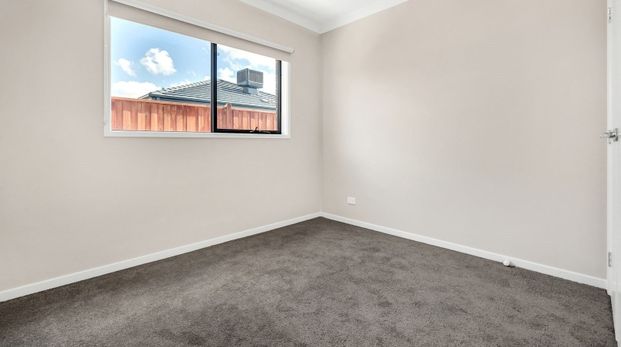 Modern Living - Photo 1