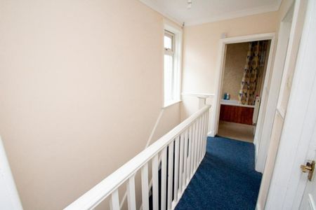 3 Bed Student house on Elmes road - Photo 2