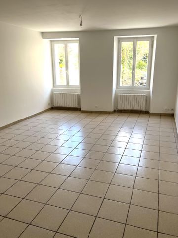 Location / Appartement T3 - Photo 2