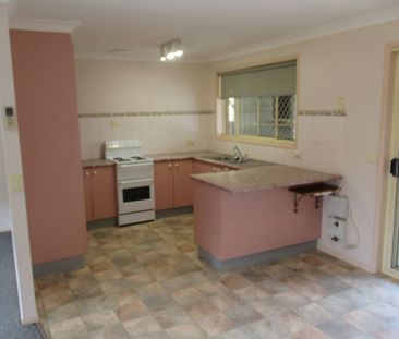 3 bedroom home - Photo 3