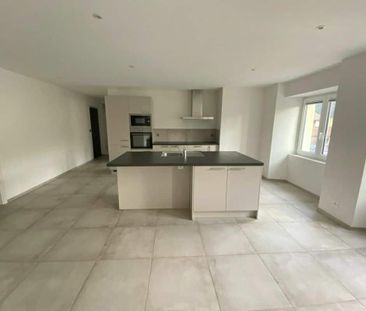 Appartement de 4.5 pièces neuf avec accès à un jardin commun - Photo 3