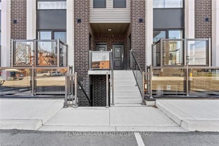 For Lease - 6065 Mcleod Road Unit# 115, Niagara Falls, Ontario - Photo 2