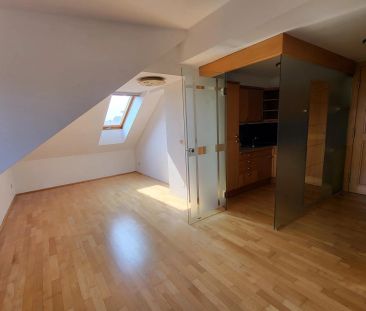 Maisonette neben Kunstuni im Dachgeschoß - Foto 6