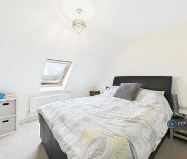 3 bedroom terraced house to rent - Photo 6