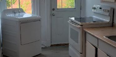 3 1/2 Métro Pie IX/Stationnement privé disponible - Photo 2