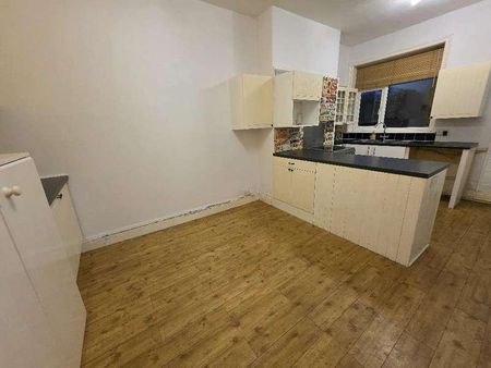 High Streetcheadlecheshire, SK8 - Photo 2