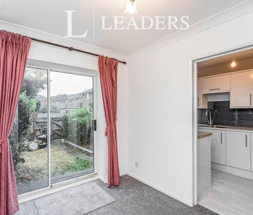 3 bedroom terraced house to rent - Photo 4