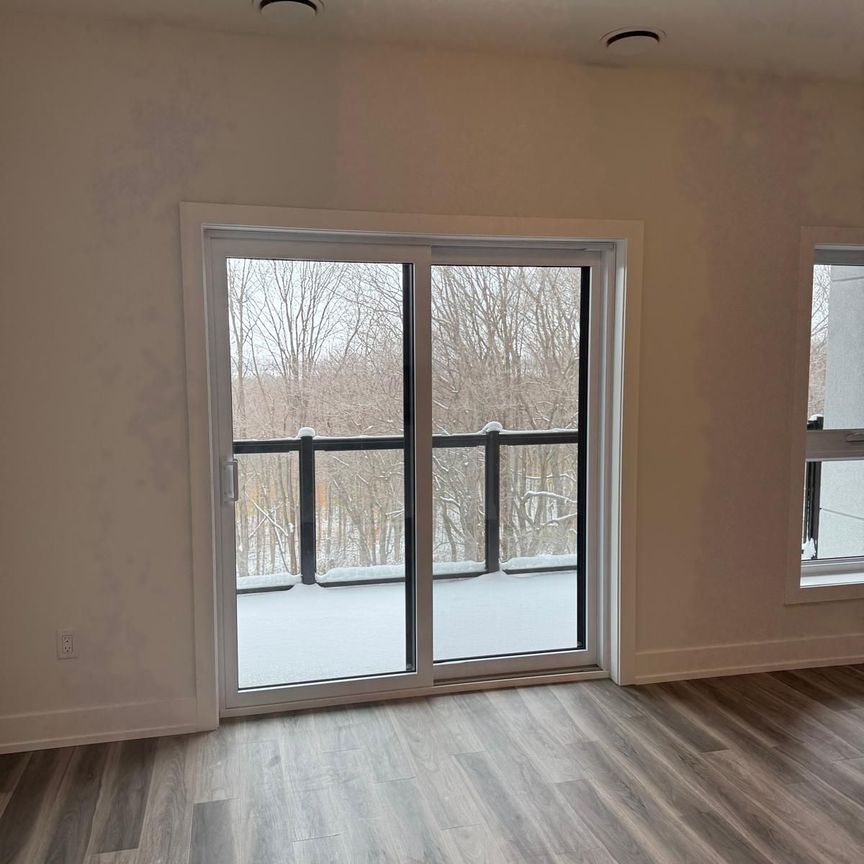 For Lease - 1200 Lackner Boulevard Unit# 520, Kitchener, Ontario - Photo 1