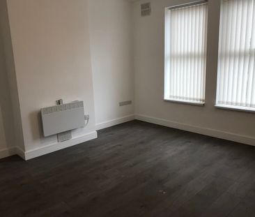 2 Bed Maisonette, Austhorpe Road, LS15 - Photo 2