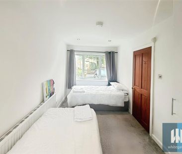 5 bedroom detached house to rent - Photo 6