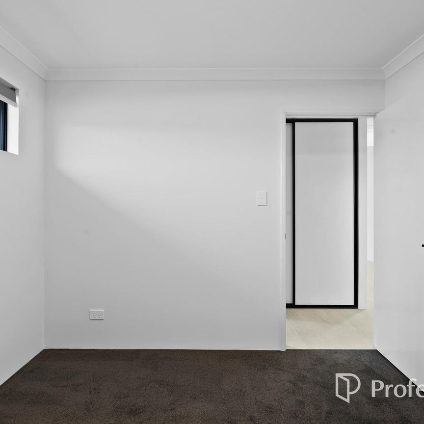 TWO HOMES TO CHOOSE FROM - TWO BEDROOMS, ONE BATHROOM & TWO DIFFERENT LAYOUTS! - Photo 1