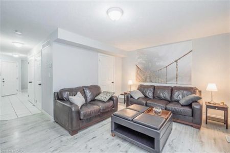 For Lease - 15 CARERE Crescent Unit# 26A, Guelph, Ontario - Photo 3