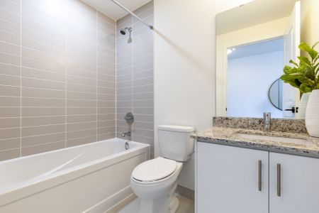 For Lease - 335 Wheat Boom Drive Unit# 405, Oakville, Ontario - Photo 2