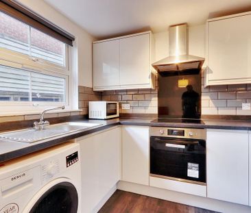 3 bedroom apartment to rent - Photo 1