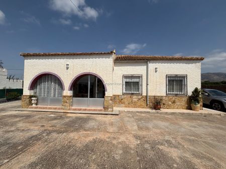 Country House in Crevillente, crevillente, for rent - Photo 4