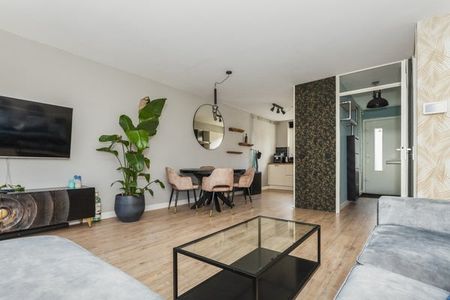 Te huur: Huis Gesina van der Molenstraat in Pijnacker - Foto 2