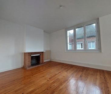 Location Appartement 3 pièces 73m² EU 76260 - Photo 1