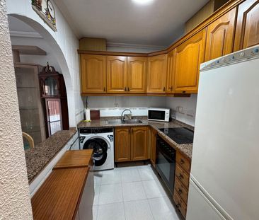 Apartamento de alquiler en Carrer D'elx, Centro - Photo 4