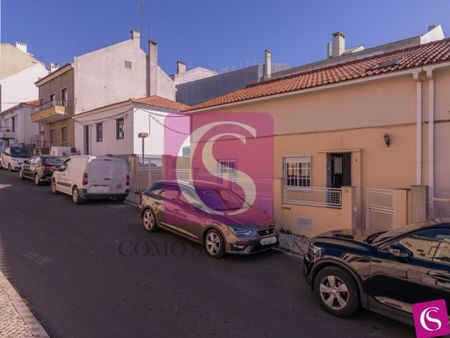 3 room luxury House for rent in Lisbon - Photo 3