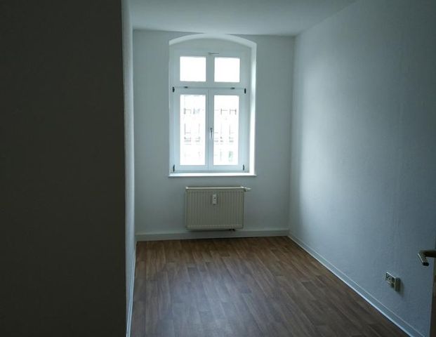 3-Raum-Dachgeschosswohnung zentrumsnah - Photo 1