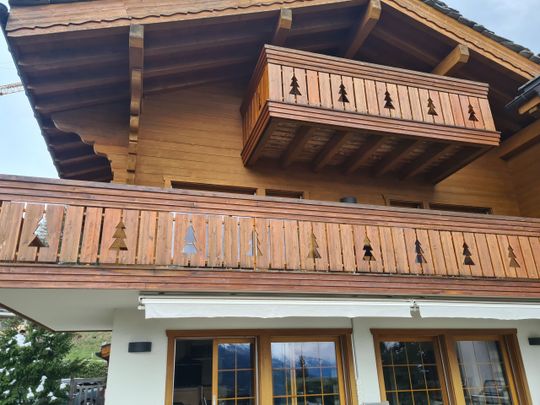 Beautiful house for rent all year near the center of Crans - Photo 1