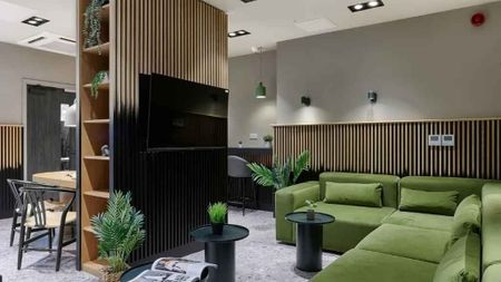 Silver En-suite - Photo 2