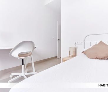 Calle Clemente Hidalgo, Sevilla, Andalusia 41005 - Photo 2