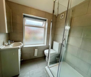 3 bedroom semi-detached house to rent - Photo 6