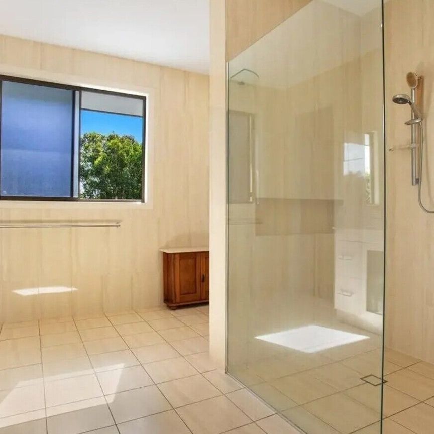 Hope Island - Photo 1