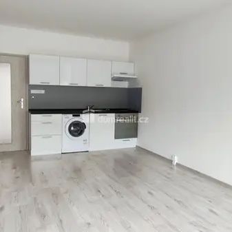 Pronájem moderní 1KK+L v Děčíně - Photo 1