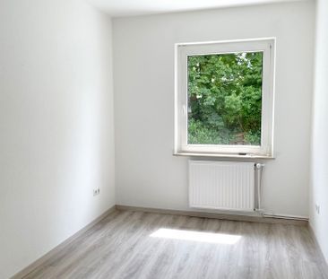 helle 3-Zimmerwohnung mit Balkon - Photo 1