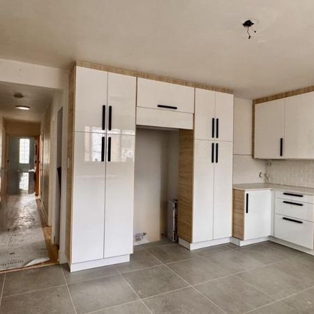 5 1/2 - Montréal (Ahuntsic) - 2 500 $/mois - Photo 3