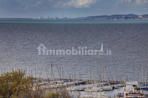 Bilocale via Principe Di Montfort 4, Città Vecchia, Trieste - Photo 1