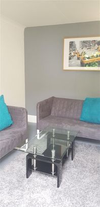 Fifth Avenue, Bristol - Photo 1