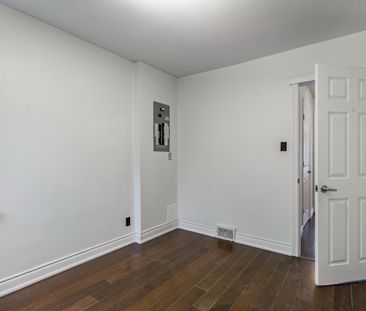 For Lease - 261 Barrie Road Unit# Main & Upper, Orillia, Ontario - Photo 5