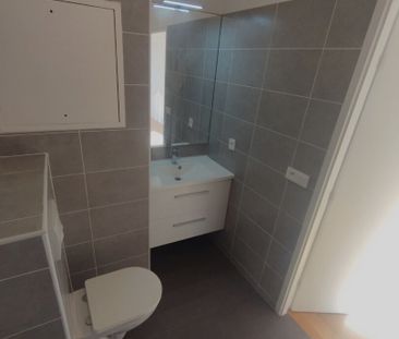 Location Appartement 2 pièces 43m² - Photo 5