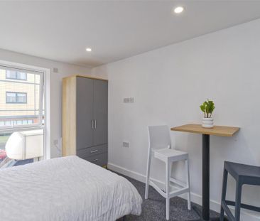 Studio to rent - Photo 1