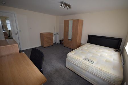 5 bedroom apartment to rent - Photo 5