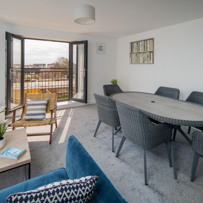 2 bedroom flat to rent - Photo 1