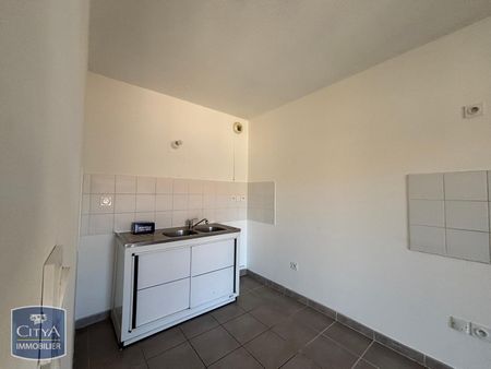 Location Appartement 3 pièces 69m² MARTIGUES 13500 - Photo 2
