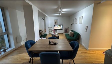 1 Bed Flat, Christabel, M40 - Photo 2