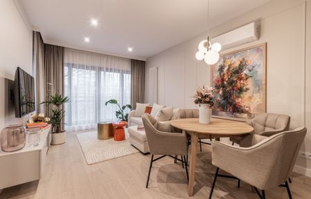 Warszawa, Wola, Warszawa, Wola, Aleja Solidarności - Photo 2