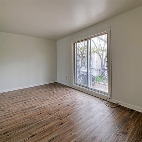 14285 Rue du Montmartre - Photo 1