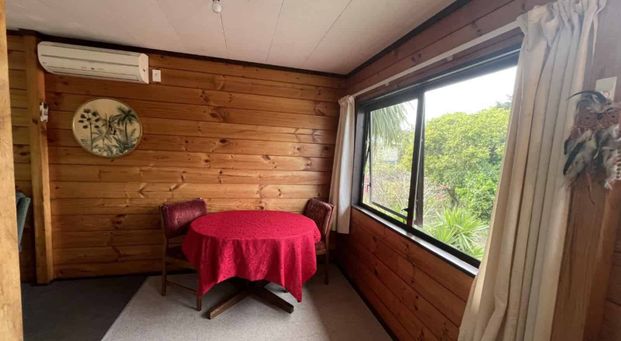 Three bed Lockwood home - Photo 1