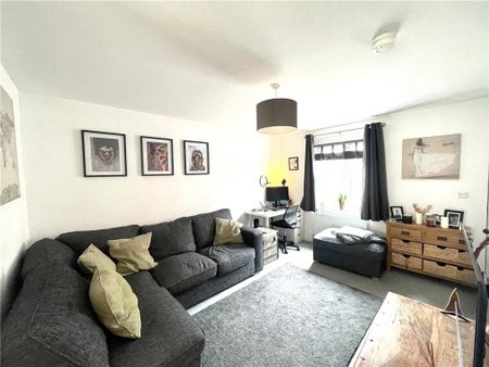 2 bedroom terraced house to rent - Photo 2