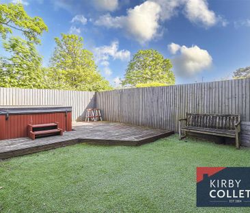 4 bedroom townhouse to rent - Photo 1